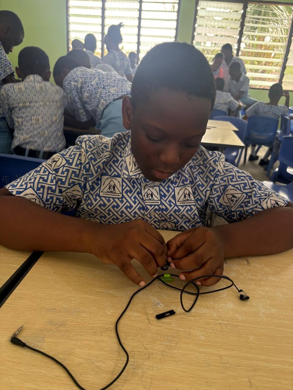 LIW student dismantling